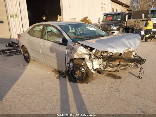 2T1BURHE3HC830264 2017 TOYOTA COROLLA - Image 1