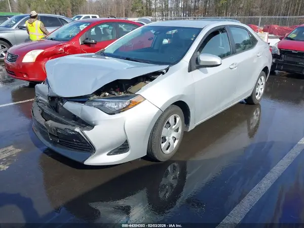 2T1BURHE3HC830328 2017 TOYOTA COROLLA - Image 2
