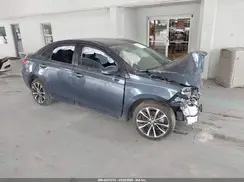 2T1BURHE3HC833729 2017 TOYOTA COROLLA