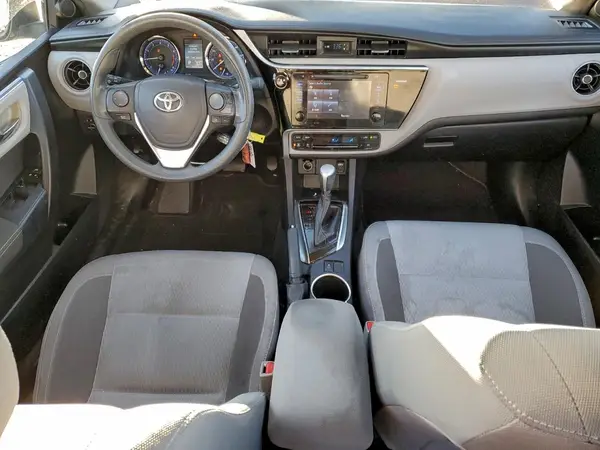 2T1BURHE3HC846562 2017 TOYOTA COROLLA - Image 8