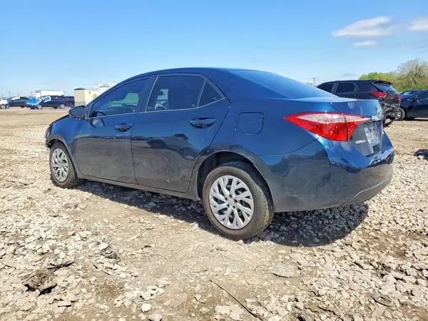 2T1BURHE3HC850319 2017 TOYOTA COROLLA - Image 2