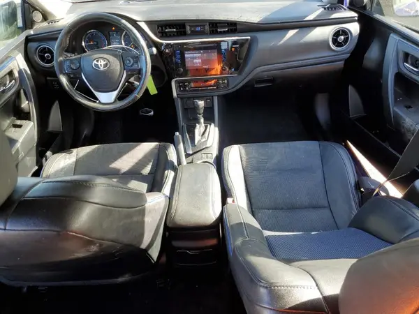2T1BURHE3HC851843 2017 TOYOTA COROLLA - Image 8