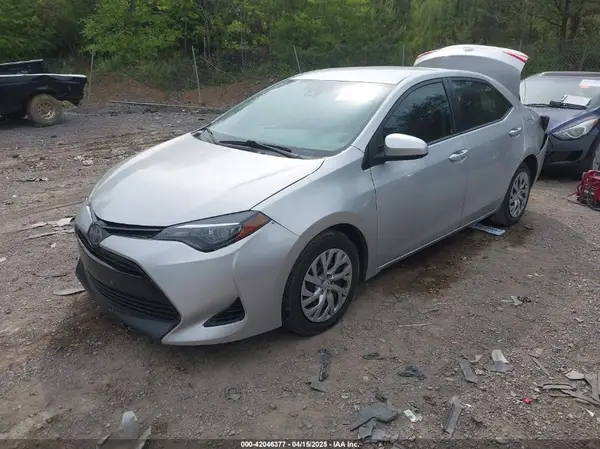 2T1BURHE3HC853639 2017 TOYOTA COROLLA - Image 2