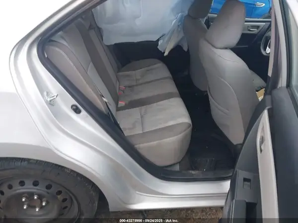 2T1BURHE3HC857772 2017 TOYOTA COROLLA - Image 8