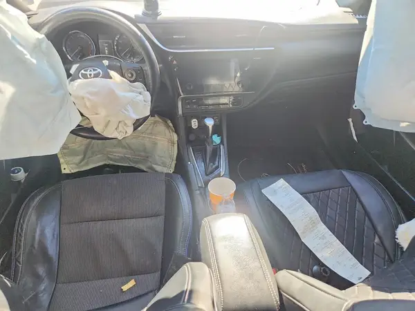 2T1BURHE3HC860039 2017 TOYOTA COROLLA - Image 8