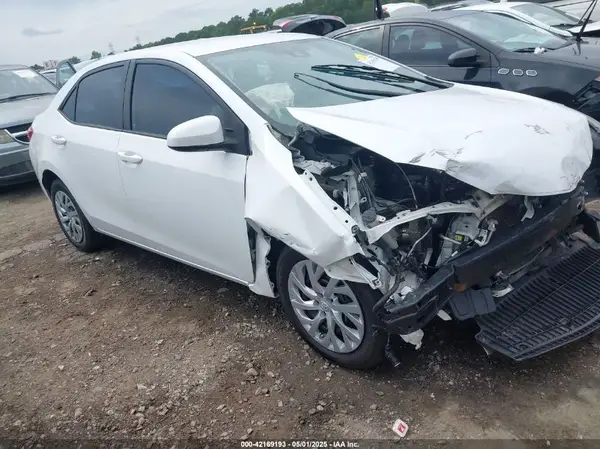 2T1BURHE3HC863510 2017 TOYOTA COROLLA - Image 1
