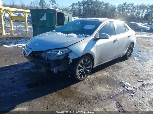 2T1BURHE3HC865418 2017 TOYOTA COROLLA - Image 2