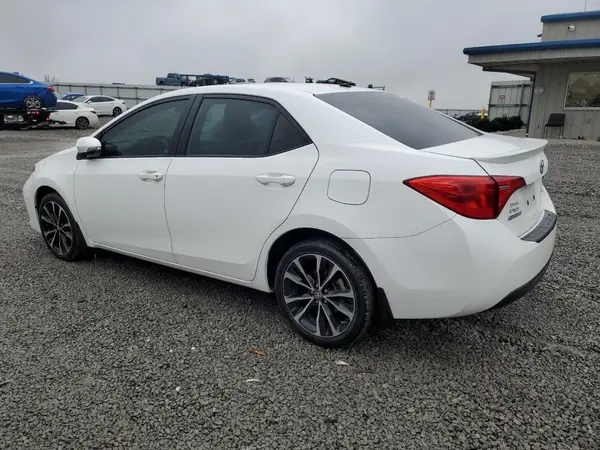 2T1BURHE3HC871316 2017 TOYOTA COROLLA - Image 2