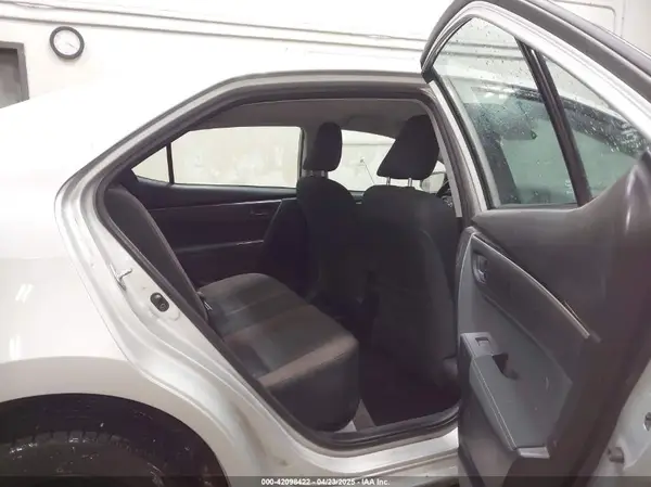 2T1BURHE3HC875723 2017 TOYOTA COROLLA - Image 8