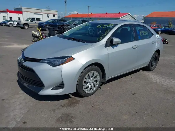 2T1BURHE3HC876001 2017 TOYOTA COROLLA - Image 2