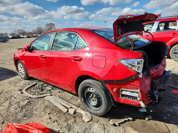 2T1BURHE3HC880484 2017 TOYOTA COROLLA - Image 2