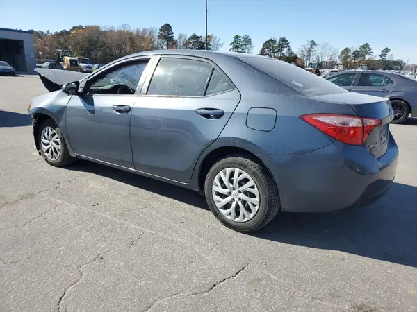 2T1BURHE3HC881358 2017 TOYOTA COROLLA - Image 2