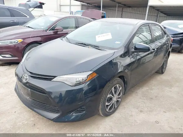 2T1BURHE3HC882509 2017 TOYOTA COROLLA - Image 2