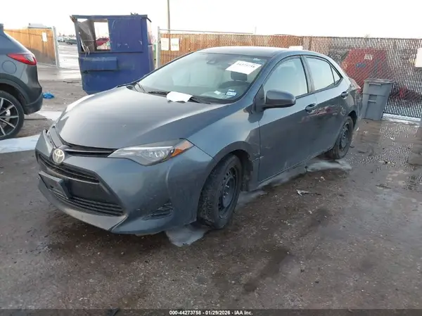 2T1BURHE3HC886446 2017 TOYOTA COROLLA - Image 2