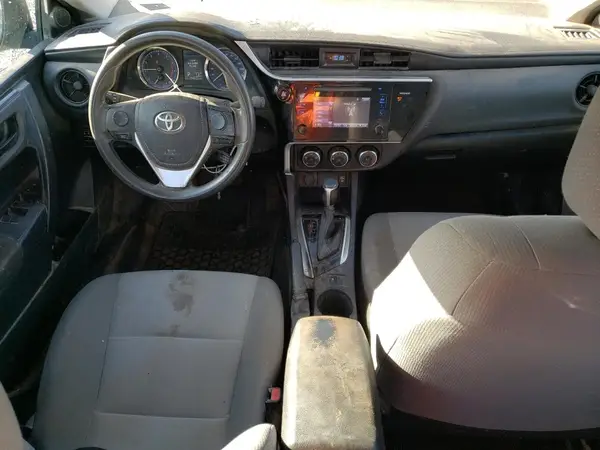 2T1BURHE3HC889587 2017 TOYOTA COROLLA - Image 8