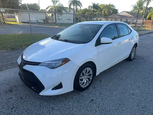 2T1BURHE3HC891291 2017 TOYOTA COROLLA - Image 2