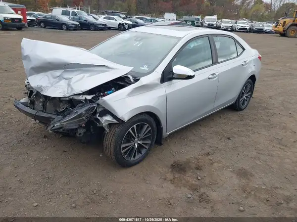 2T1BURHE3HC897978 2017 TOYOTA COROLLA - Image 2