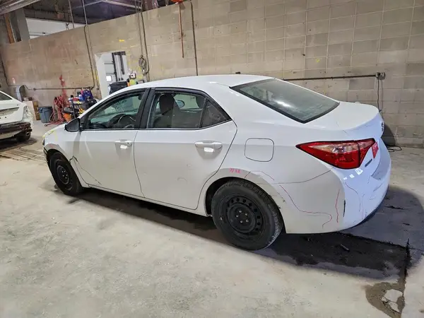 2T1BURHE3HC899360 2017 TOYOTA COROLLA - Image 2