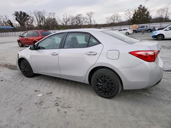 2T1BURHE3HC900295 2017 TOYOTA COROLLA - Image 2
