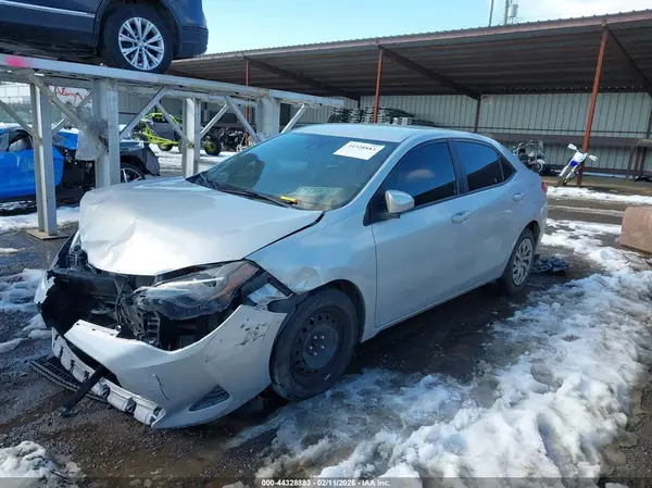 2T1BURHE3HC909949 2017 TOYOTA COROLLA - Image 2
