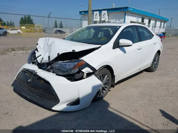 2T1BURHE3HC913323 2017 TOYOTA COROLLA - Image 2