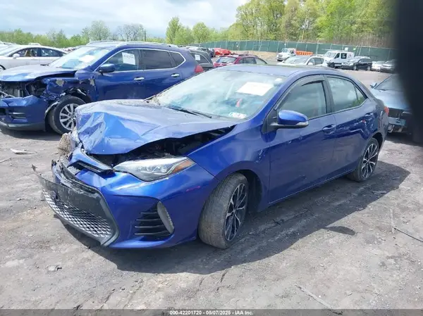 2T1BURHE3HC916318 2017 TOYOTA COROLLA - Image 2