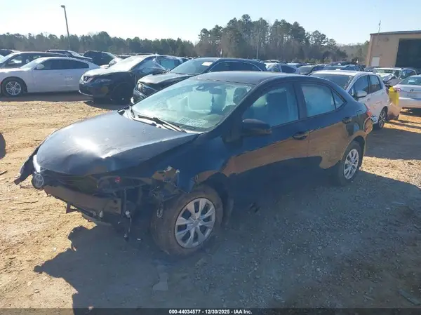 2T1BURHE3HC919073 2017 TOYOTA COROLLA - Image 2