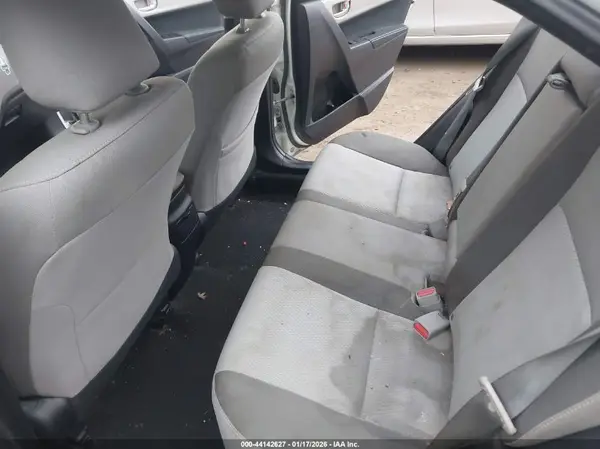 2T1BURHE3HC921129 2017 TOYOTA COROLLA - Image 8