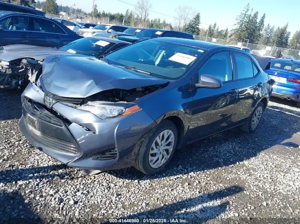 2T1BURHE3HC924824 2017 TOYOTA COROLLA - Image 2