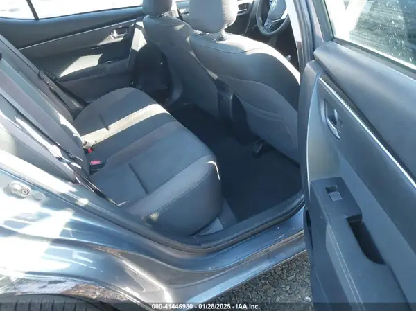 2T1BURHE3HC924824 2017 TOYOTA COROLLA - Image 8