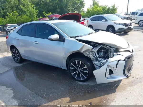 2T1BURHE3HC925858 2017 TOYOTA COROLLA - Image 1