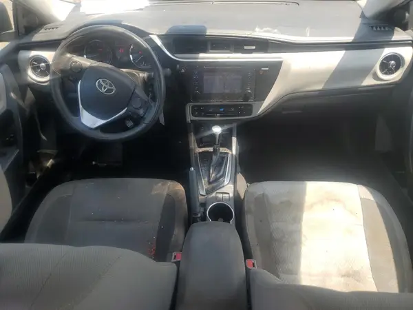 2T1BURHE3HC929084 2017 TOYOTA COROLLA - Image 8