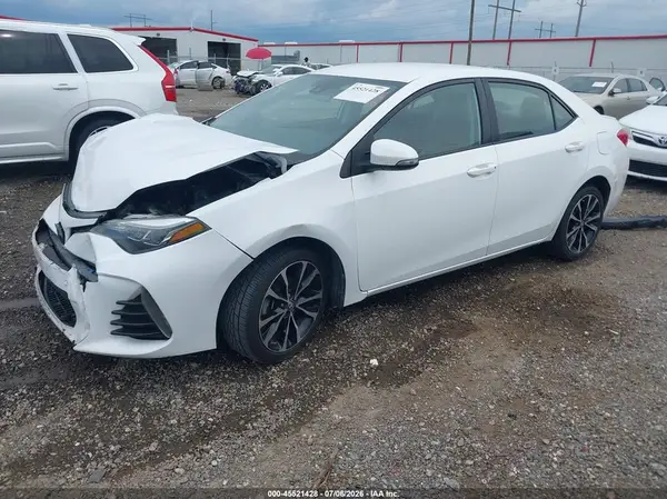 2T1BURHE3HC929814 2017 TOYOTA COROLLA - Image 2
