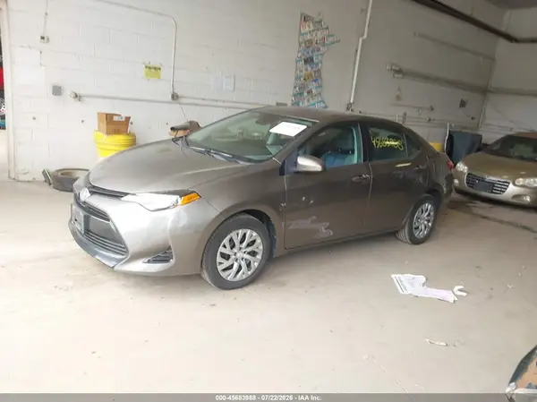 2T1BURHE3HC938030 2017 TOYOTA COROLLA - Image 2