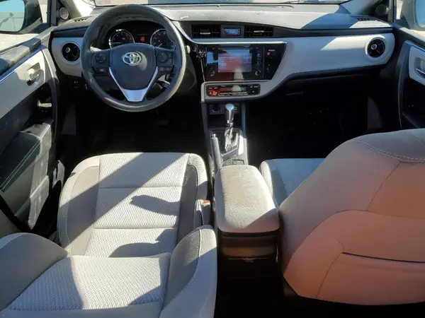2T1BURHE3HC943308 2017 TOYOTA COROLLA - Image 8