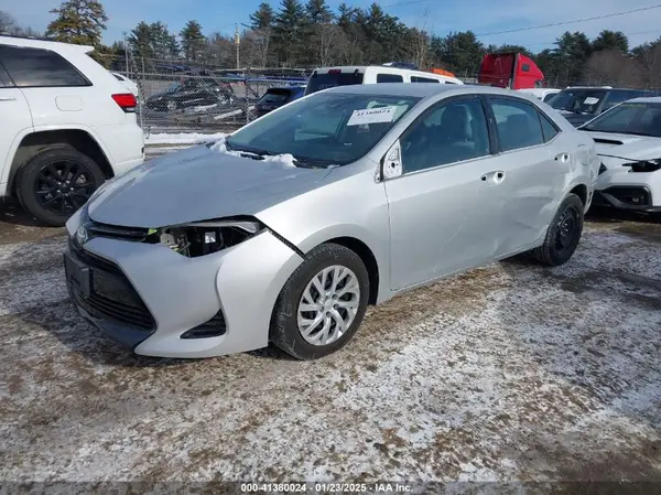 2T1BURHE3HC943907 2017 TOYOTA COROLLA - Image 2