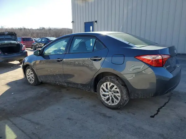 2T1BURHE3HC946886 2017 TOYOTA COROLLA - Image 2