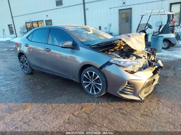 2T1BURHE3HC951747 2017 TOYOTA COROLLA - Image 1