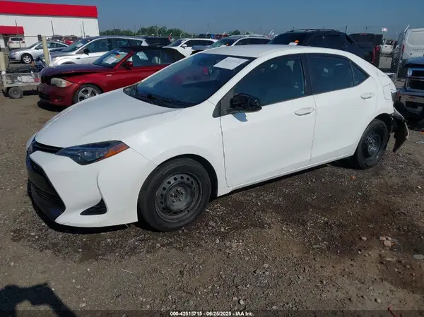 2T1BURHE3HC952218 2017 TOYOTA COROLLA - Image 2
