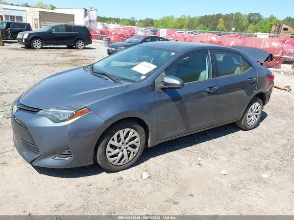 2T1BURHE3HC957595 2017 TOYOTA COROLLA - Image 2