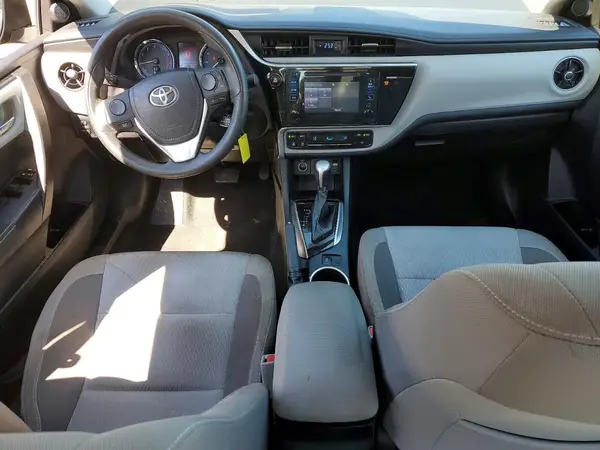 2T1BURHE3HC957662 2017 TOYOTA COROLLA - Image 8