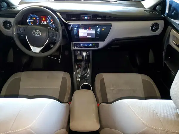 2T1BURHE3HC958407 2017 TOYOTA COROLLA - Image 8