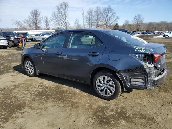 2T1BURHE3HC960982 2017 TOYOTA COROLLA - Image 2