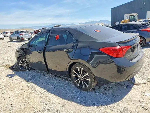 2T1BURHE3HC963008 2017 TOYOTA COROLLA - Image 2