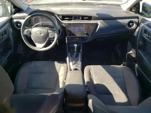 2T1BURHE3JC000535 2018 TOYOTA COROLLA - Image 8