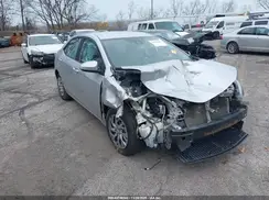 2T1BURHE3JC002270 2018 TOYOTA COROLLA