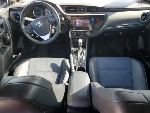 2T1BURHE3JC002673 2018 TOYOTA COROLLA - Image 8
