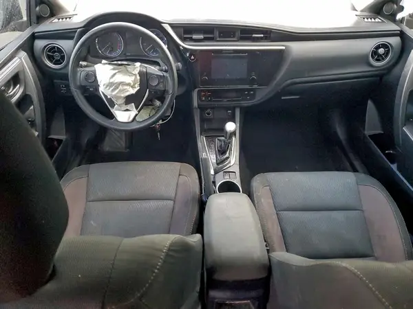 2T1BURHE3JC003970 2018 TOYOTA COROLLA - Image 8