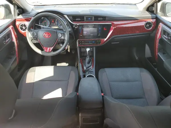 2T1BURHE3JC006853 2018 TOYOTA COROLLA - Image 8