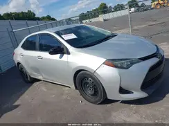 2T1BURHE3JC007131 2018 TOYOTA COROLLA